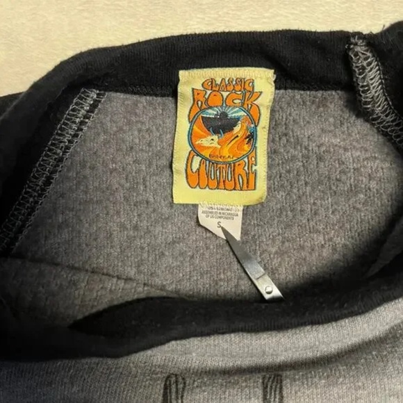 Classic Rock Couture Graphic Sweatshirt Small Bisbee AZ Boutique Cadillac - Picture 3 of 5